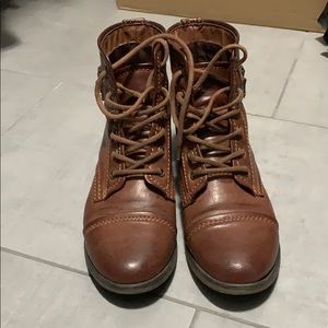 Leather ankle boots madden girl